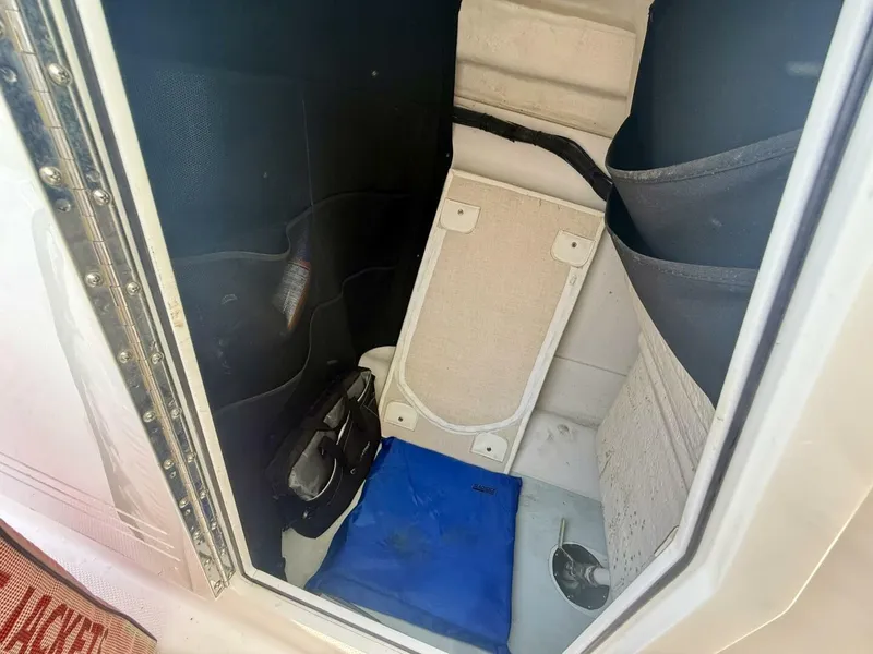 Slide: The Image of 2018 Edgewater 248 CX - 5873510