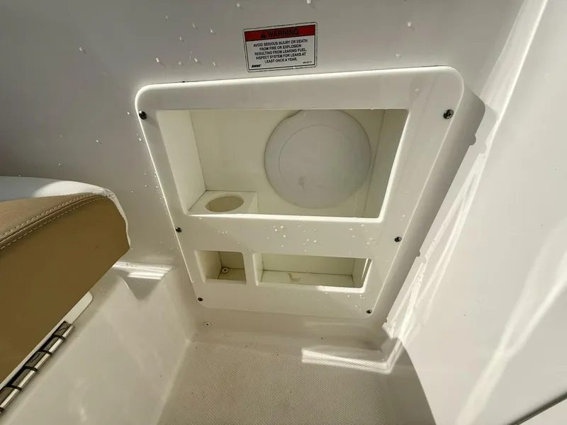 Slide: The Image of 2018 Edgewater 248 CX - 5873516