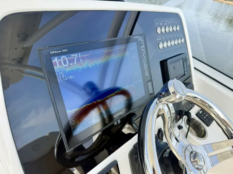 Slide: The Image of 2018 Edgewater 248 CX - 5873503