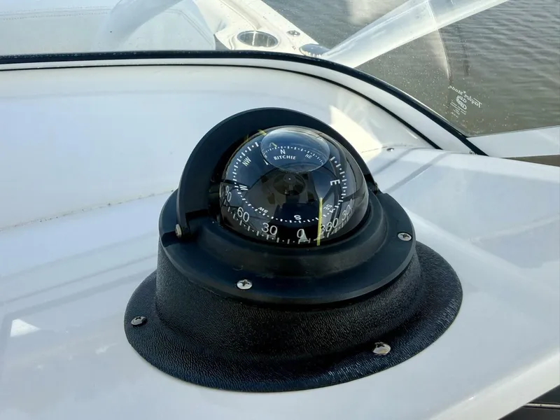 Slide: The Image of 2018 Edgewater 248 CX - 5873514