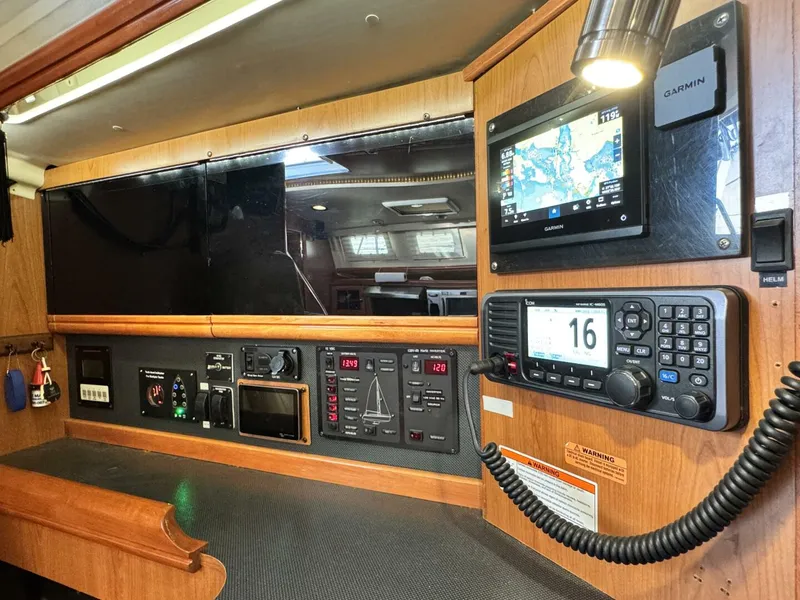 Slide: The Image of Hunter 49 2008 - 5873470