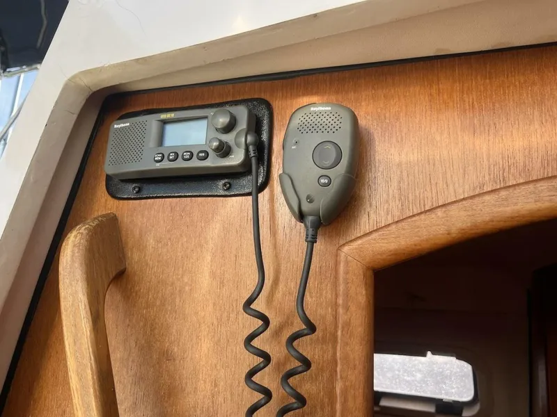 Slide: The Image of Hunter 326 2002 - 5873825