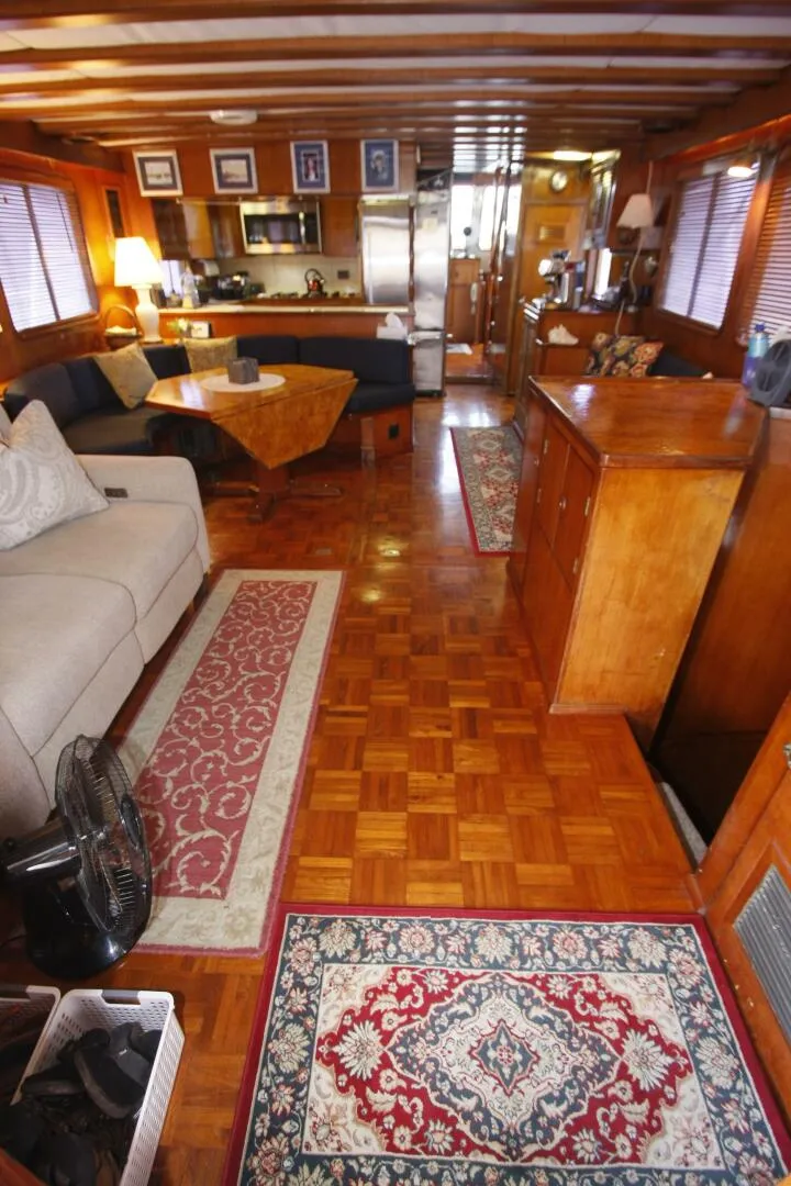 Slide: The Image of DeFever 52 Offshore Cruiser 1982 - 5873880