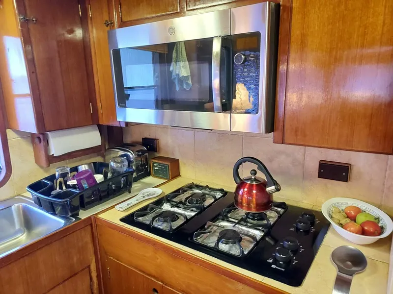 Slide: The Image of DeFever 52 Offshore Cruiser 1982 - 5873895