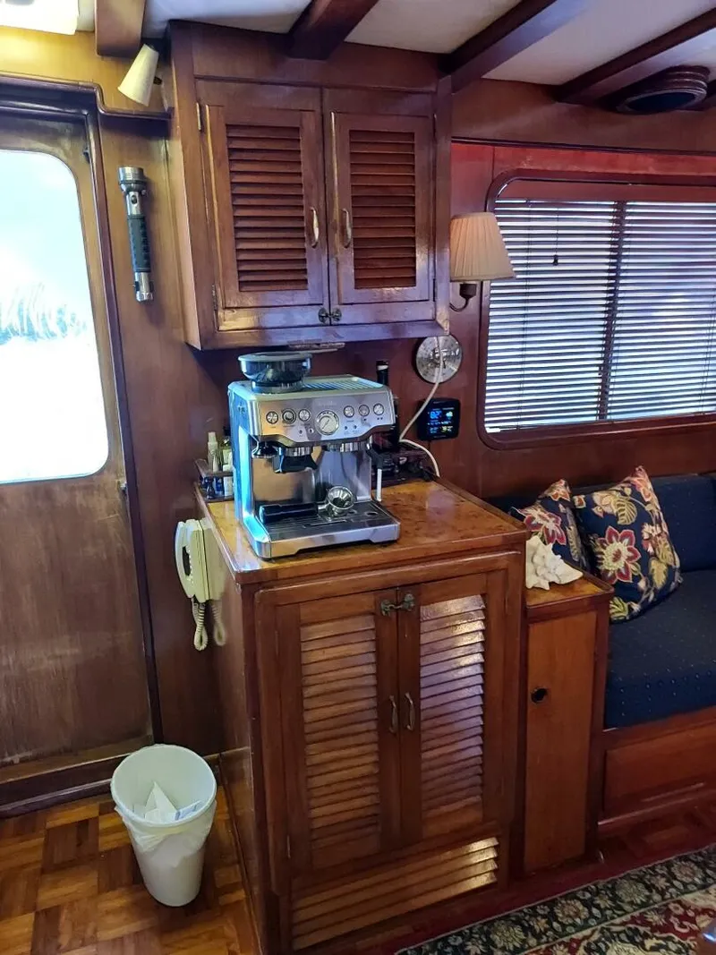 Slide: The Image of DeFever 52 Offshore Cruiser 1982 - 5873896