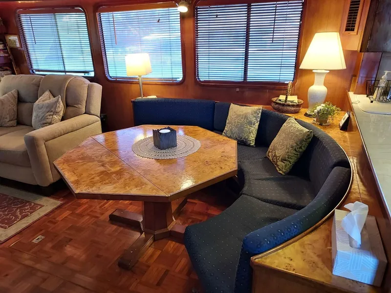 Slide: The Image of DeFever 52 Offshore Cruiser 1982 - 5873899