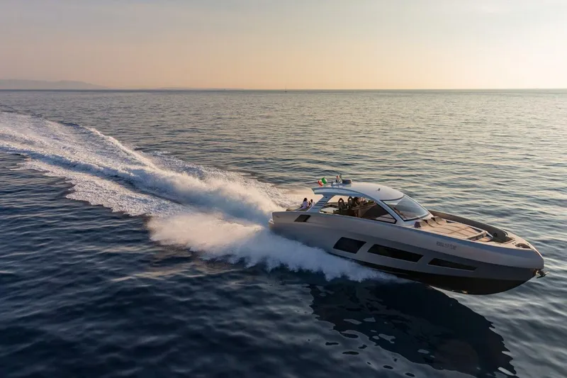 Slide: The Image of Canados Gladiator 631 Next 2027 - 5873850