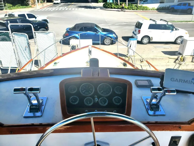 Slide: The Image of CHB SEDAN-AFT CABIN 1981 - 5879544