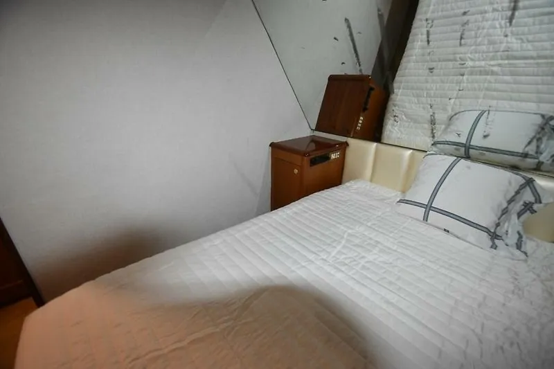 Slide: The Image of 0005515510 - 5874682