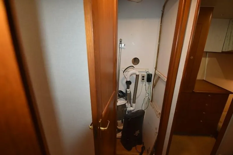 Slide: The Image of 0005515528 - 5874688