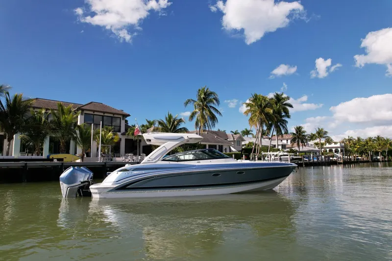 The Image of Formula 330 CBR 2023 - 5875542