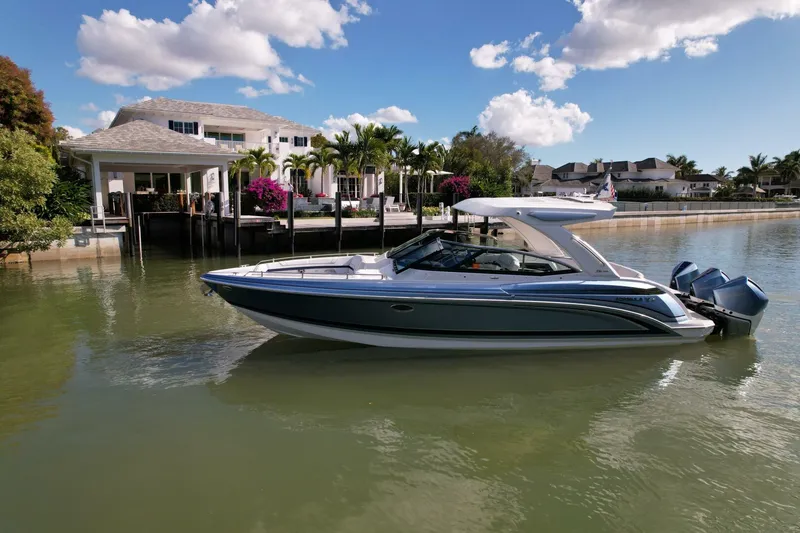 Slide: The Image of Formula 330 CBR 2023 - 5875551