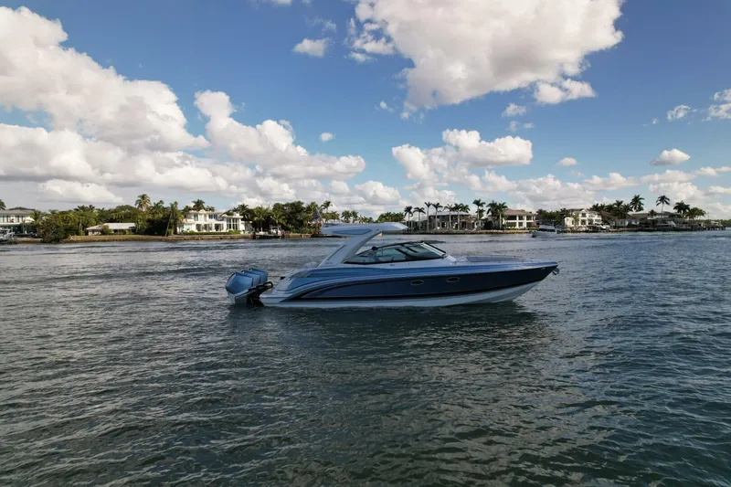 Slide: The Image of Formula 330 CBR 2023 - 5875553