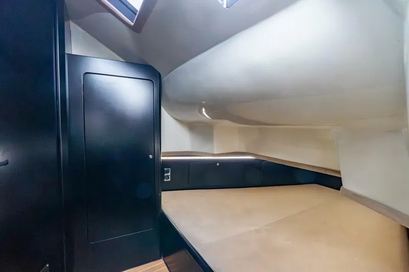 Slide: The Image of Skipper 42 NC 2023 - 5888122