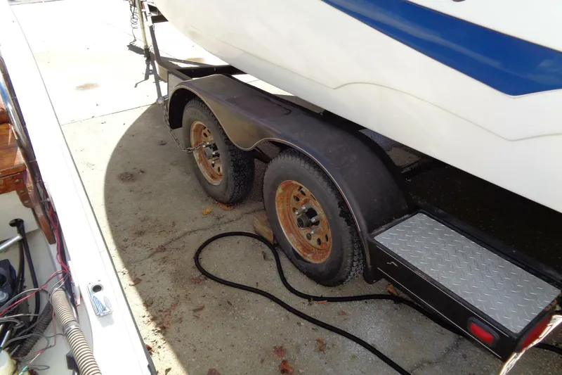 Slide: The Image of Mariah R19.9 2011 - 5875913