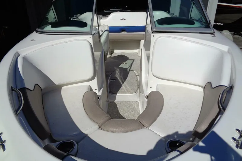 Slide: The Image of Mariah R19.9 2011 - 5875893