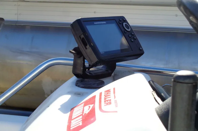 Slide: The Image of Boston Whaler Sport 2001 - 5876008