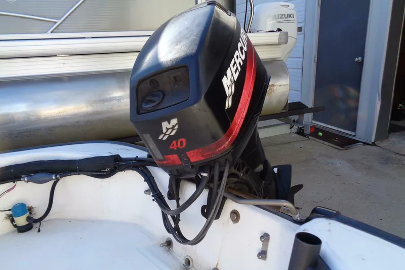 Slide: The Image of Boston Whaler Sport 2001 - 5875995