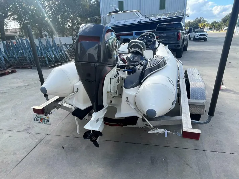 Slide: The Image of Zodiac Yachtline 360 2024 - 5900227