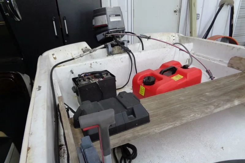 Slide: The Image of Boston Whaler 13 Sport 1964 - 5876144