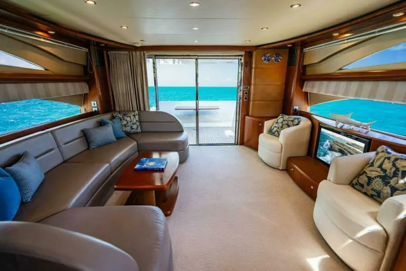 Slide: The Image of Salon 2009 Princess/Viking Sport Cruisers 70 Flybridge Empire Sun - 5876239