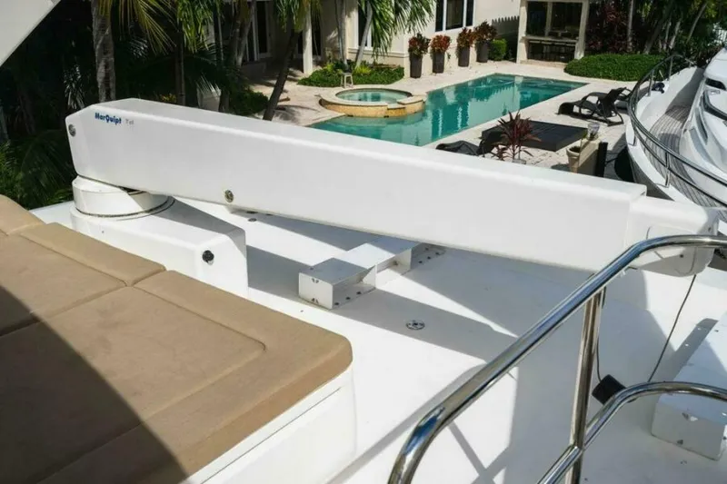 Slide: The Image of Flybridge 2009 Princess/Viking Sport Cruisers 70 Flybridge Empire Sun - 5876283