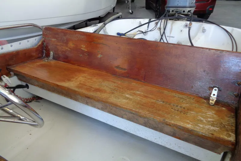 Slide: The Image of Boston Whaler 13 Sport 1987 - 5876313