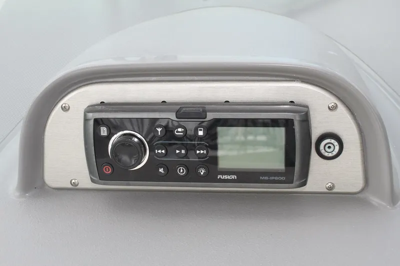 Slide: The Image of Cruisers 420 Express 2007 - 5970348