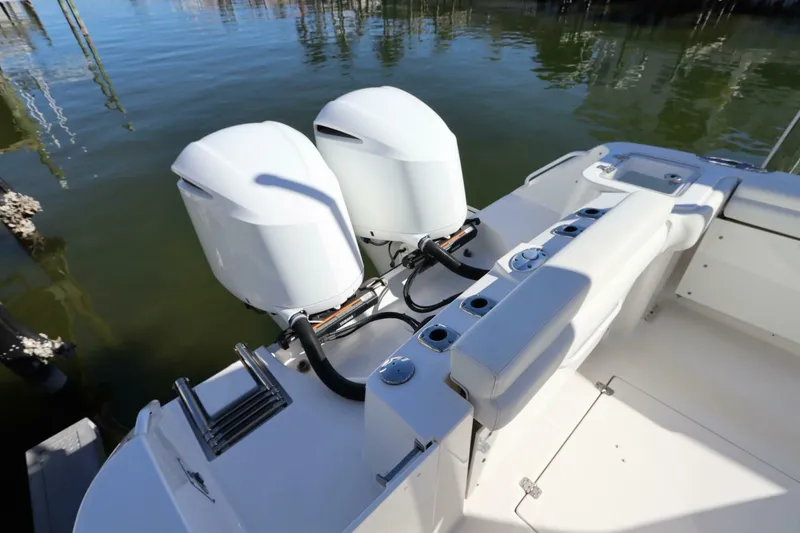 Slide: The Image of Edgewater 262CX Crossover 2021 - 5876726