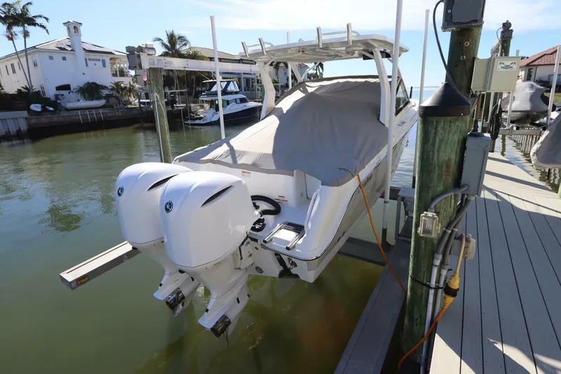 Slide: The Image of Edgewater 262CX Crossover 2021 - 5876763