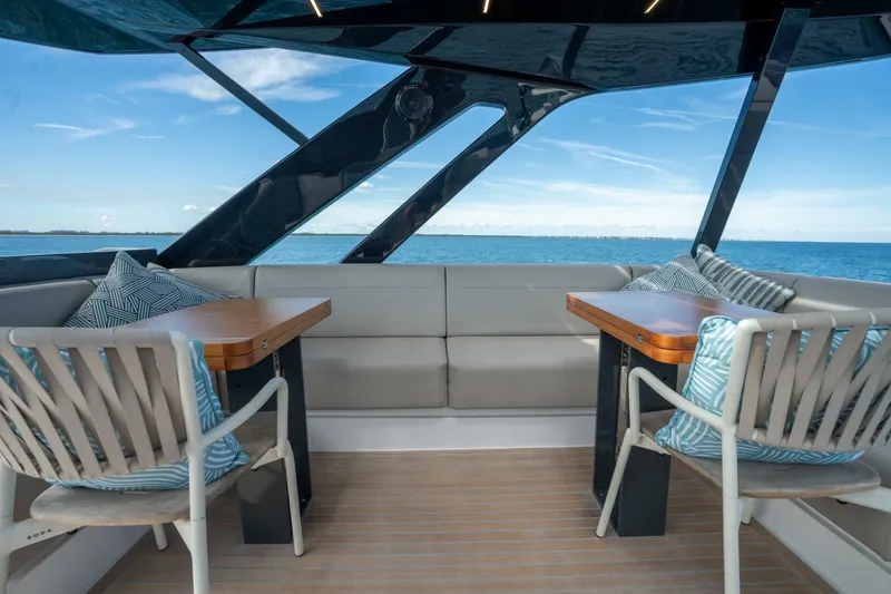 Slide: The Image of Ferretti Yachts 720 2023 - 5878222