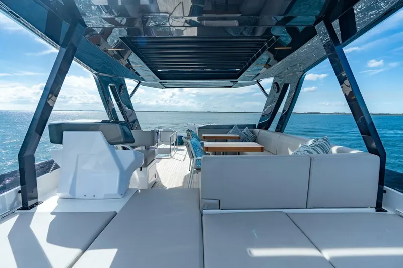 Slide: The Image of Ferretti Yachts 720 2023 - 5878228