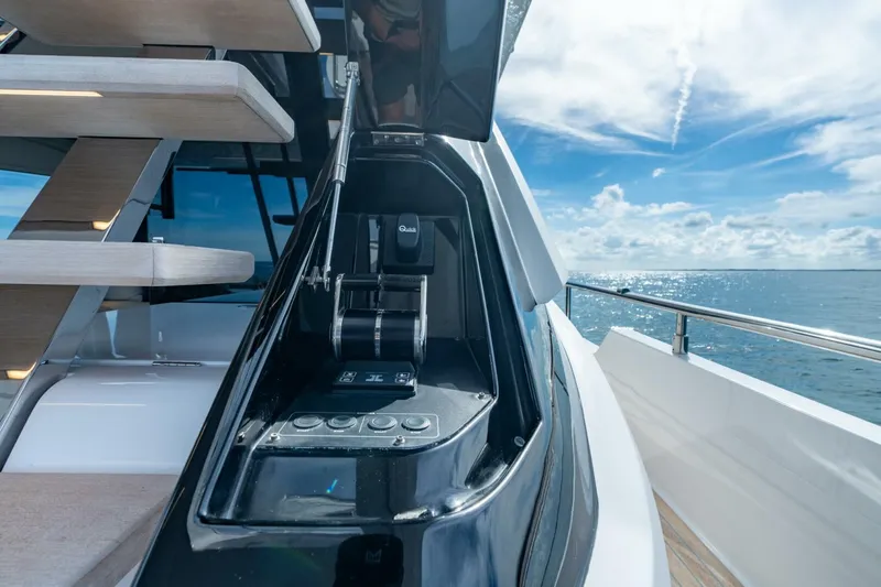 Slide: The Image of Ferretti Yachts 720 2023 - 5878237