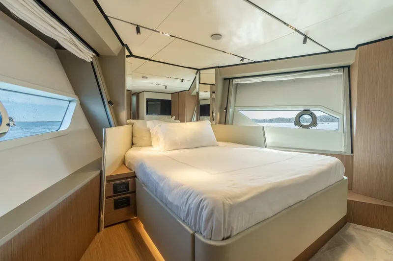 Slide: The Image of Ferretti Yachts 720 2023 - 5878274