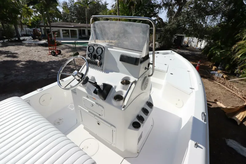 Slide: The Image of Sea Hunt XP 21 2010 - 5956038