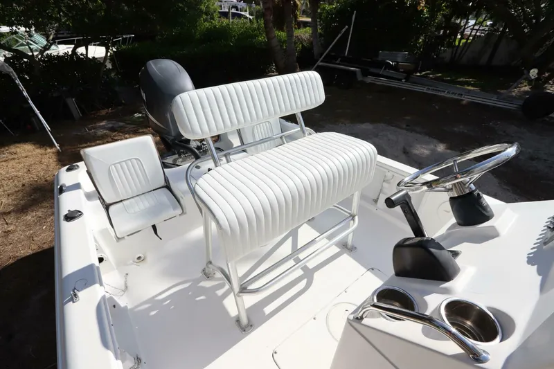 Slide: The Image of Sea Hunt XP 21 2010 - 5956039