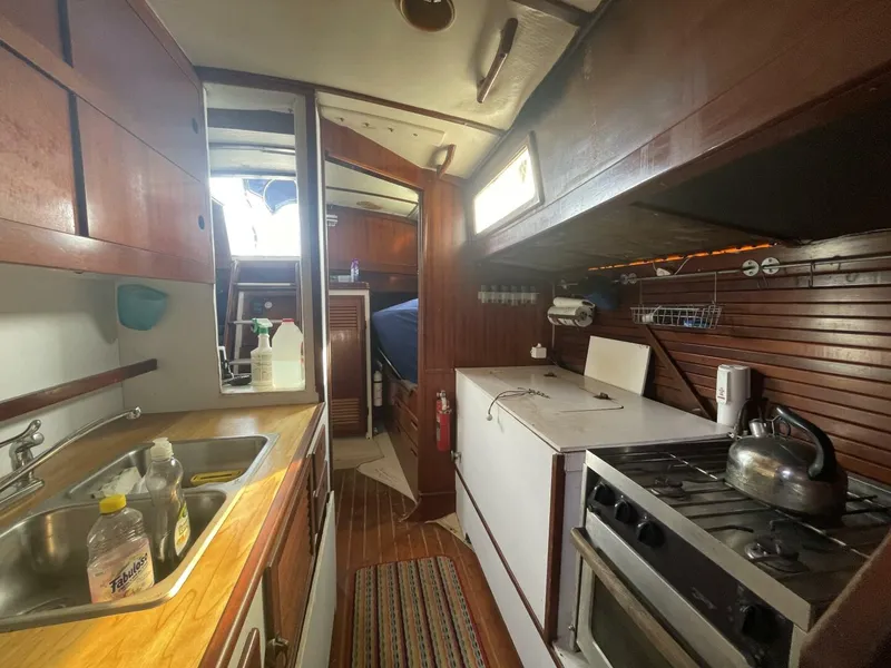 Slide: The Image of Reliance 44 1982 - 5883066