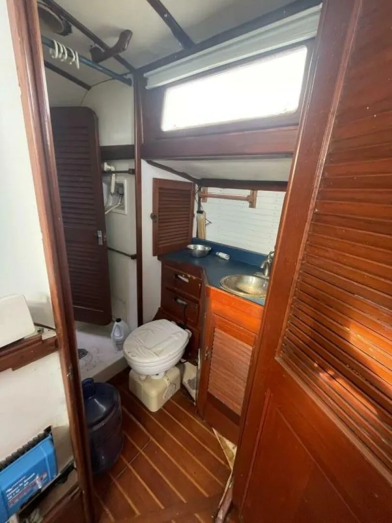 Slide: The Image of Reliance 44 1982 - 5883069