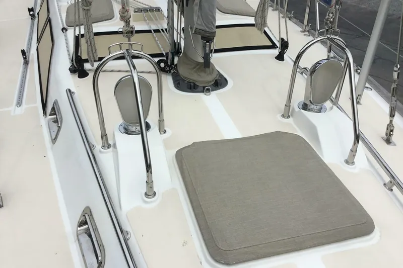 Slide: The Image of Hylas 46 2012 - 5877403