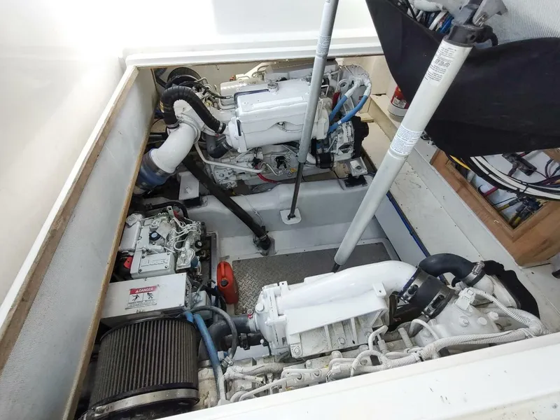 Slide: The Image of Out Island SeaTek 36 Express 2017 - 5919622