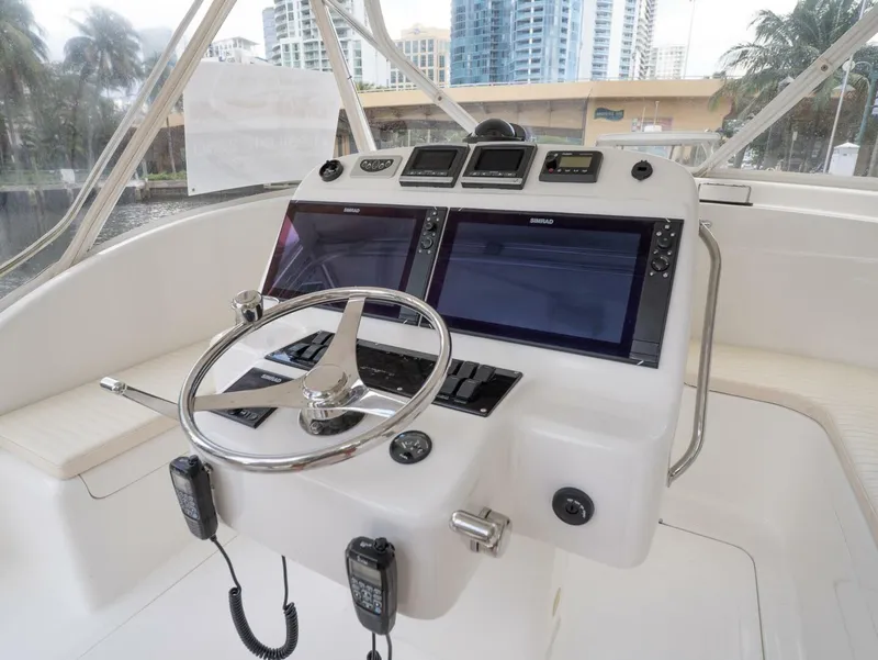 Slide: The Image of Out Island SeaTek 36 Express 2017 - 5919611