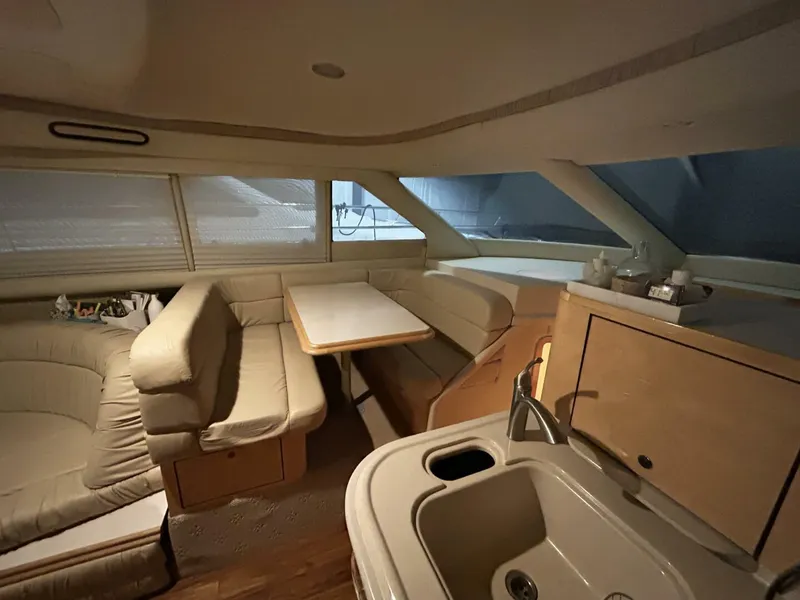 Slide: The Image of Sea Ray 560 Sedan Bridge 1999 - 5877981