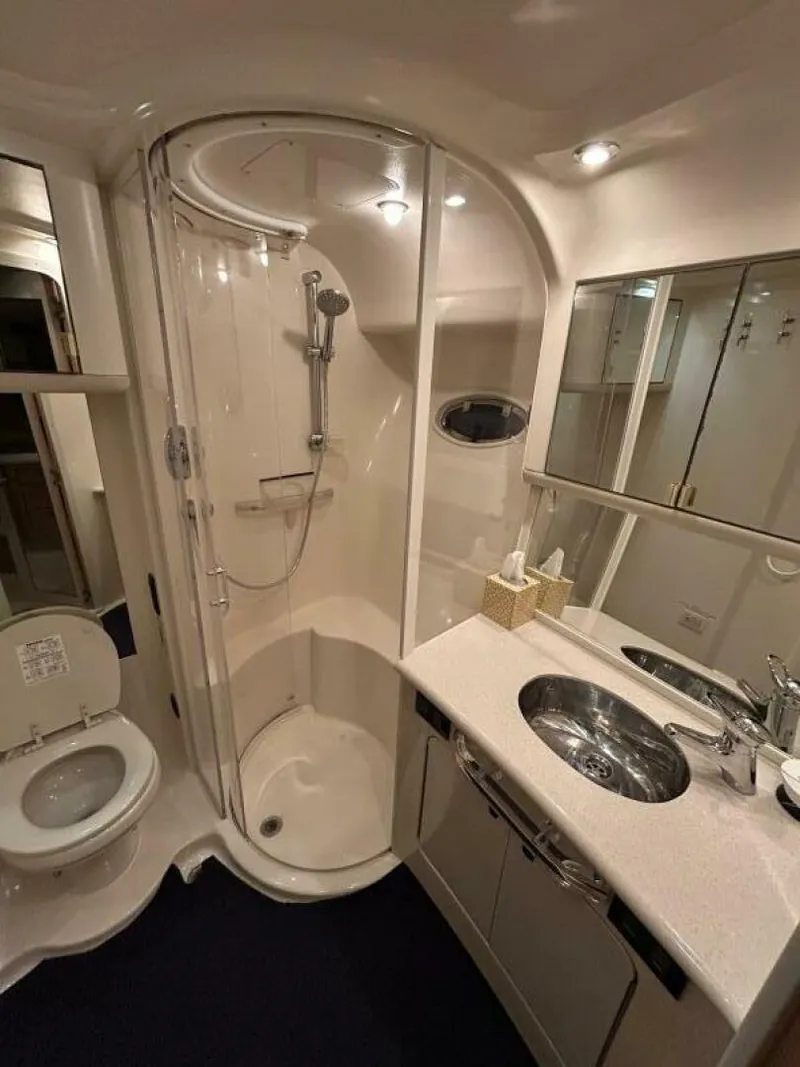 Slide: The Image of Sea Ray 560 Sedan Bridge 1999 - 5877989