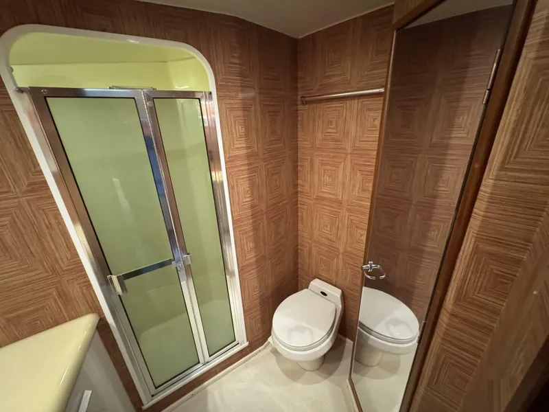 Slide: The Image of Viking 58 Convertible 1995 - 5878007