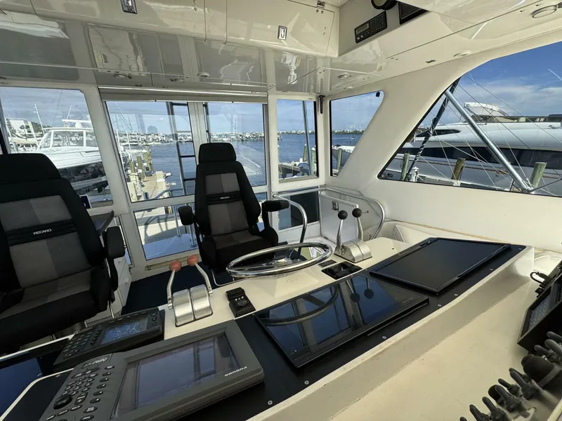 Slide: The Image of Viking 58 Convertible 1995 - 5878030