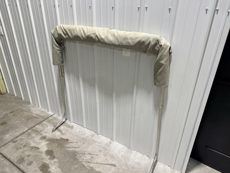 Slide: The Image of Paradise Powerboats 580 2024 - 5905025