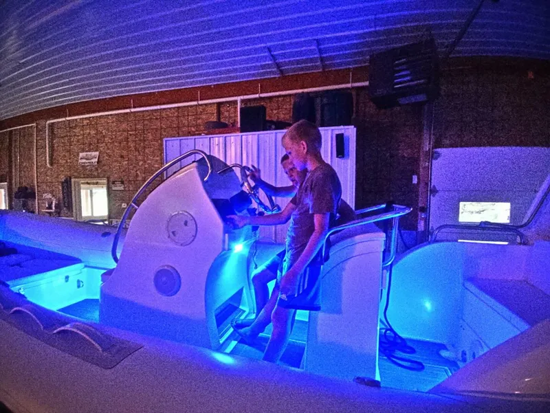 Slide: The Image of Paradise Powerboats 580 2024 - 5878635