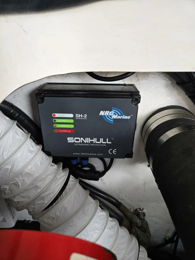 Slide: The Image of Fountain 38 Express Cruiser 2007 - 5878683