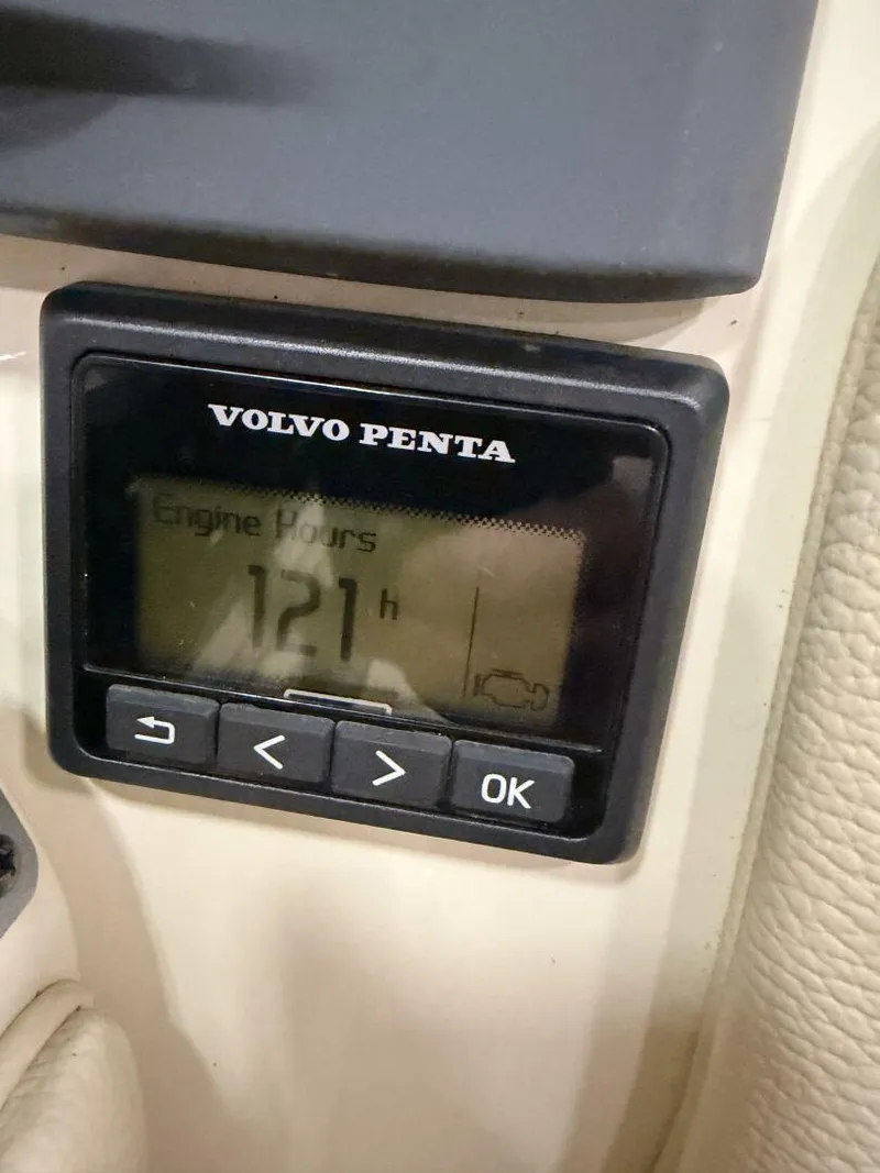 Slide: The Image of Chris-Craft 28 2020 - 5878755