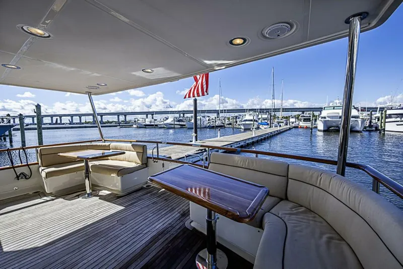 Slide: The Image of Marlow Explorer 66E 2014 - 5878807